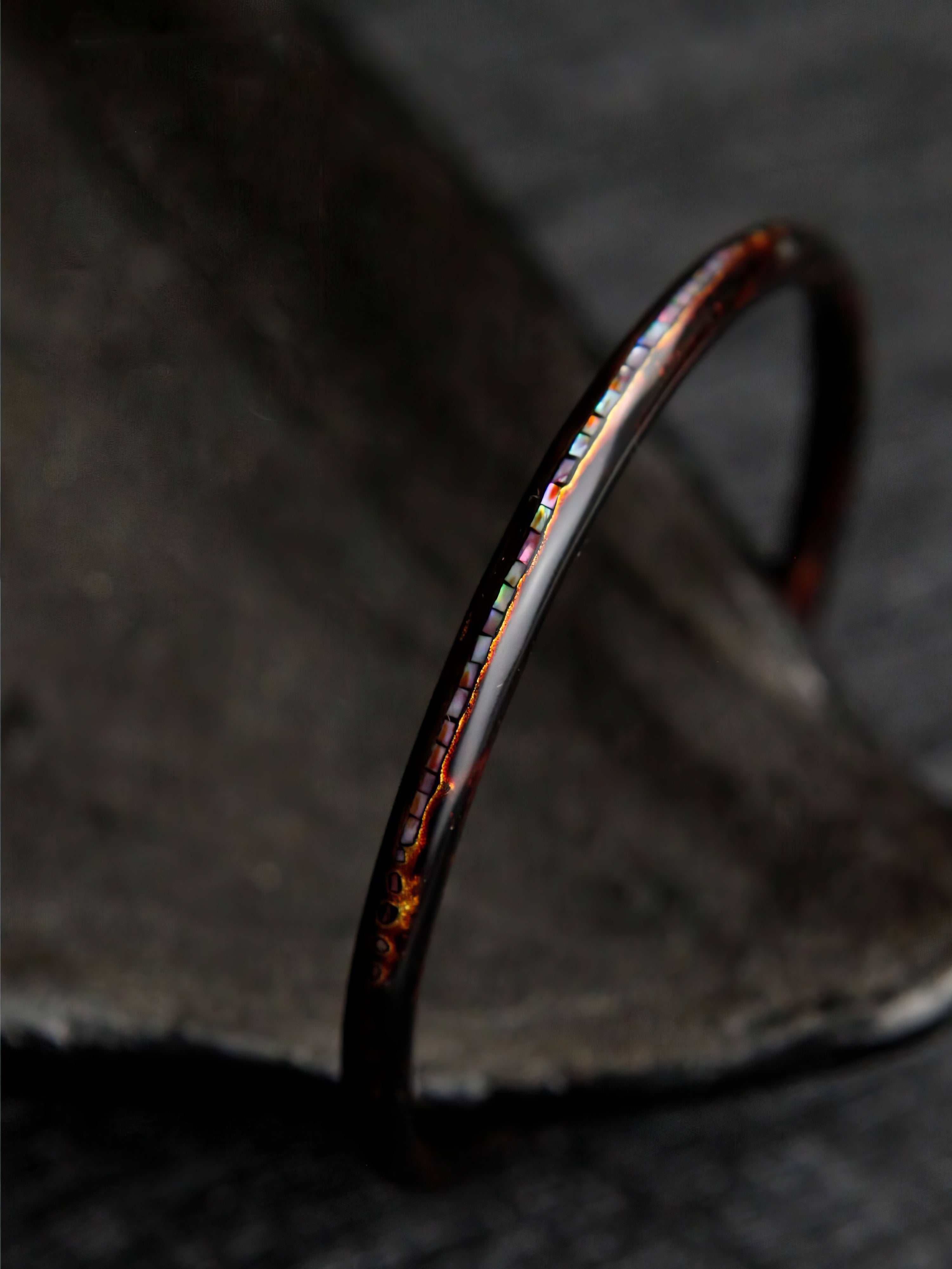 Mother-of-Pearl Bracelets & Beads: Where Thousand-Year Craft Meets Timeless Elegance