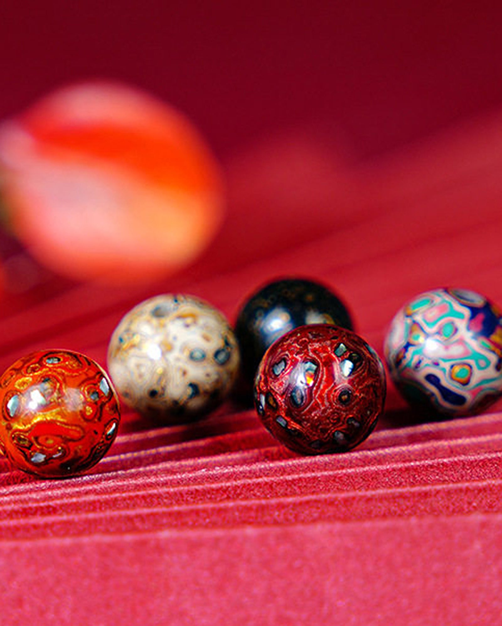 Artisanal Mother-of-Pearl Inlay Loose Beads. Premium Accessories.