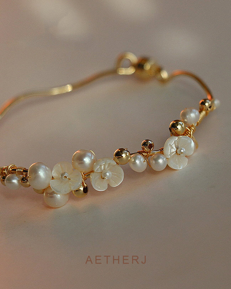 Natural Pearl & Shell Bracelet for Elegance, Calm & Feminine Energy