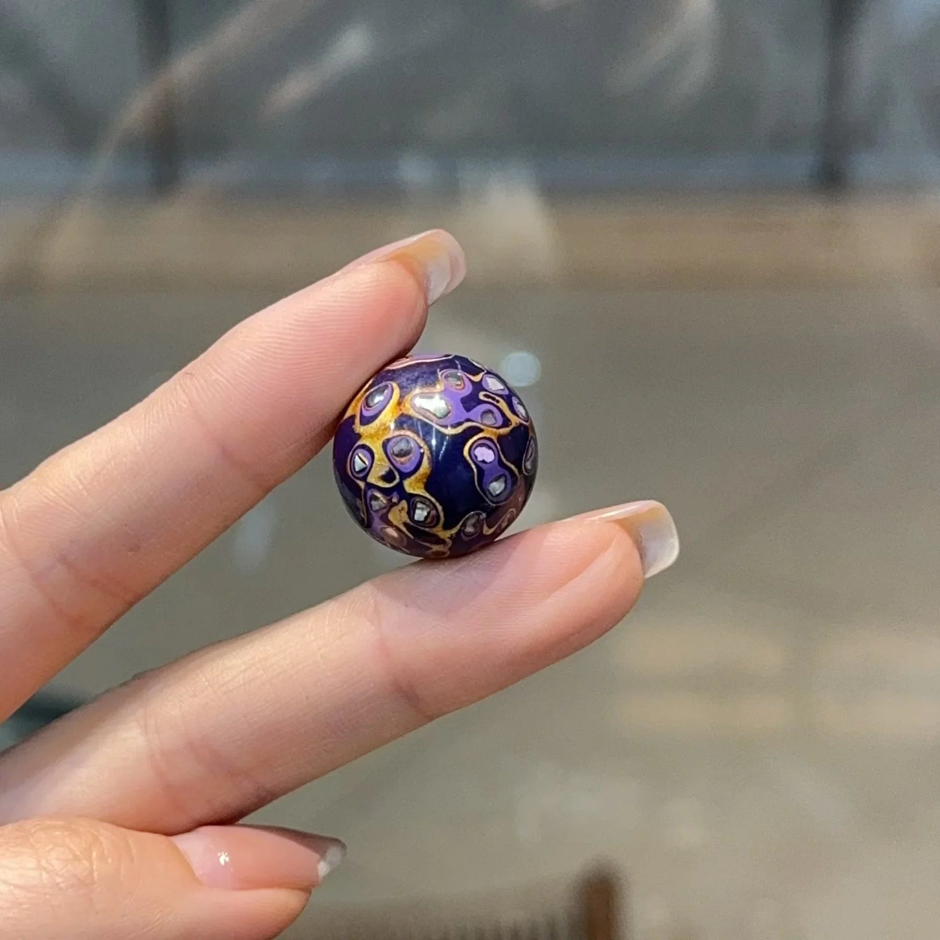 Mother-of-Pearl Lacquer Beads