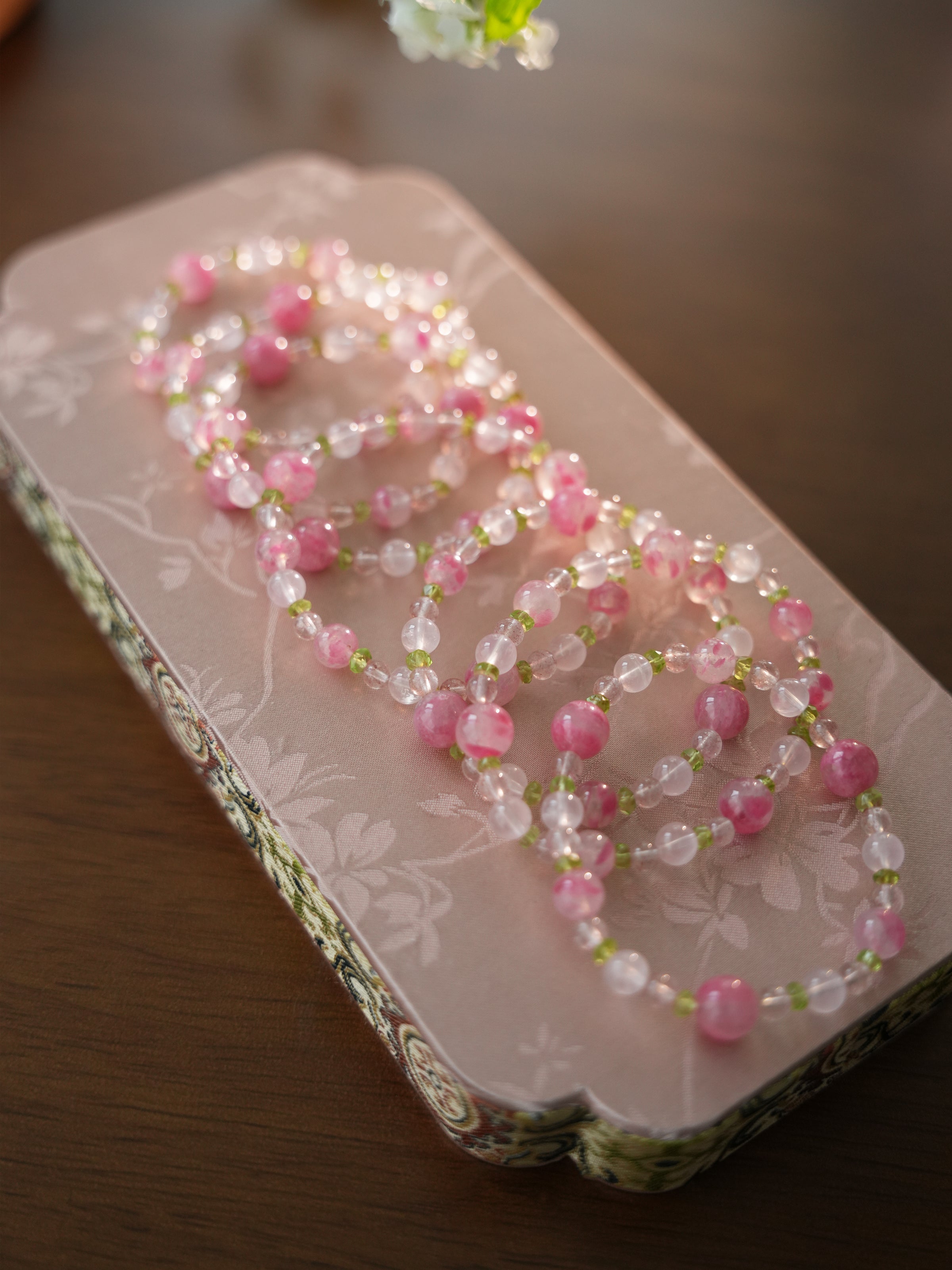 Original｜Pink crystal and peridot bracelet｜festival gift